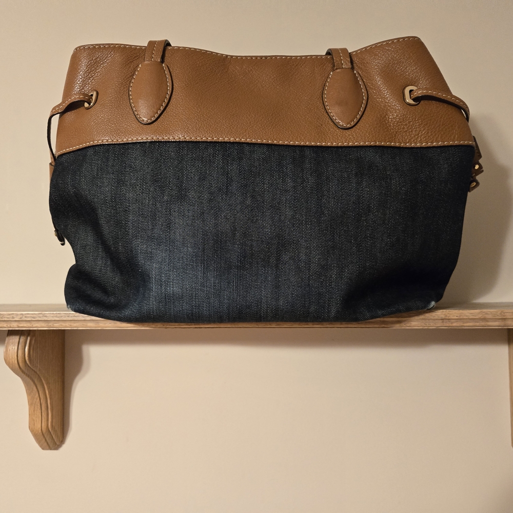 Michael Kors Marina Large Denim Tote - Picture 4 of 10
